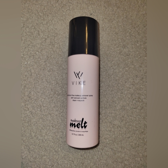 Vike Makeup Melt. New in sealed package. - Picture 1 of 5
